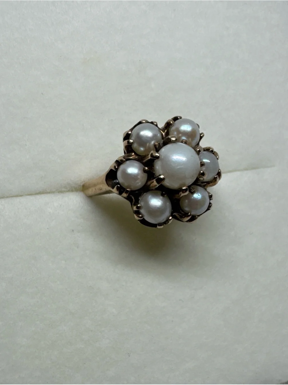 Vintage 10K Yellow Gold Pearl Flower Ring Size 5.5 Seven Pearls Claw 3.8g